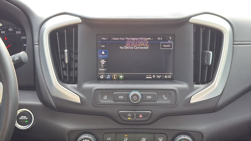 Used 2024 GMC Terrain SLE w/ Elevation Edition FWD image 16
