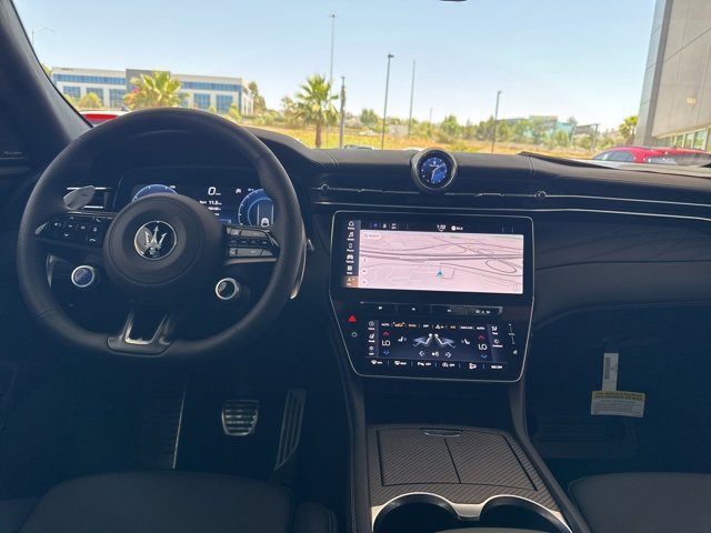 New 2025 Maserati Grecale Modena image 12