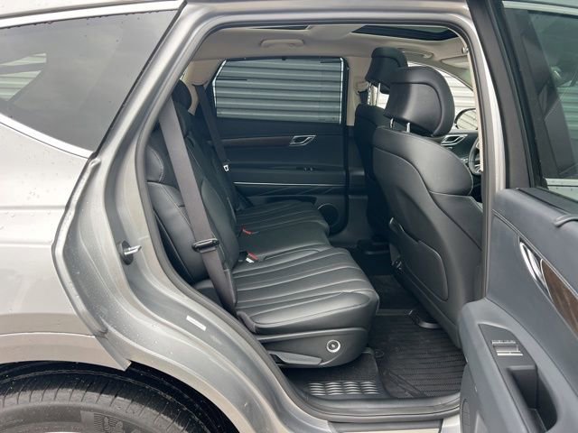 Used 2025 Genesis GV80 2.5T Select image 40
