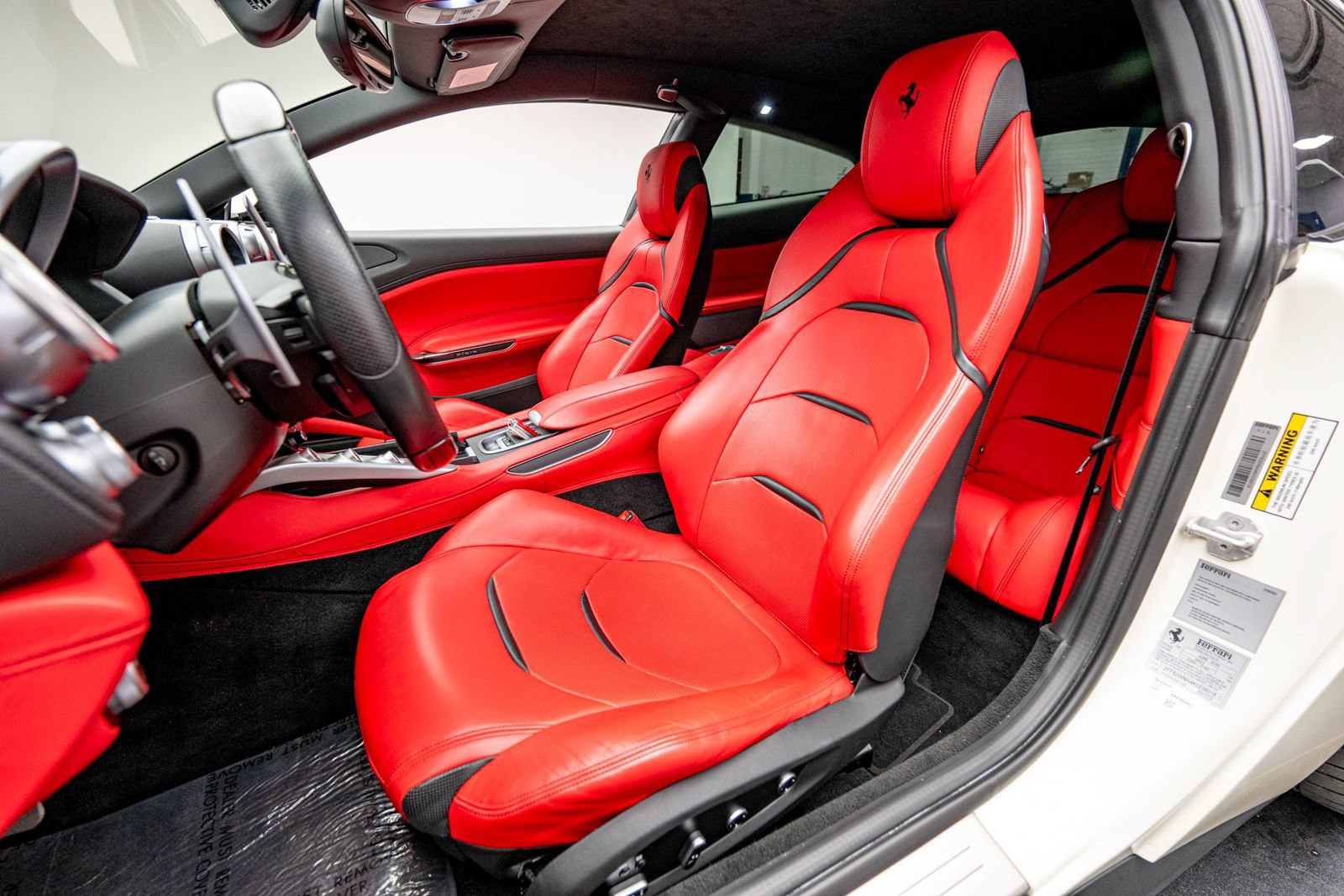 Used 2019 Ferrari GTC4Lusso AWD/4WD image 13