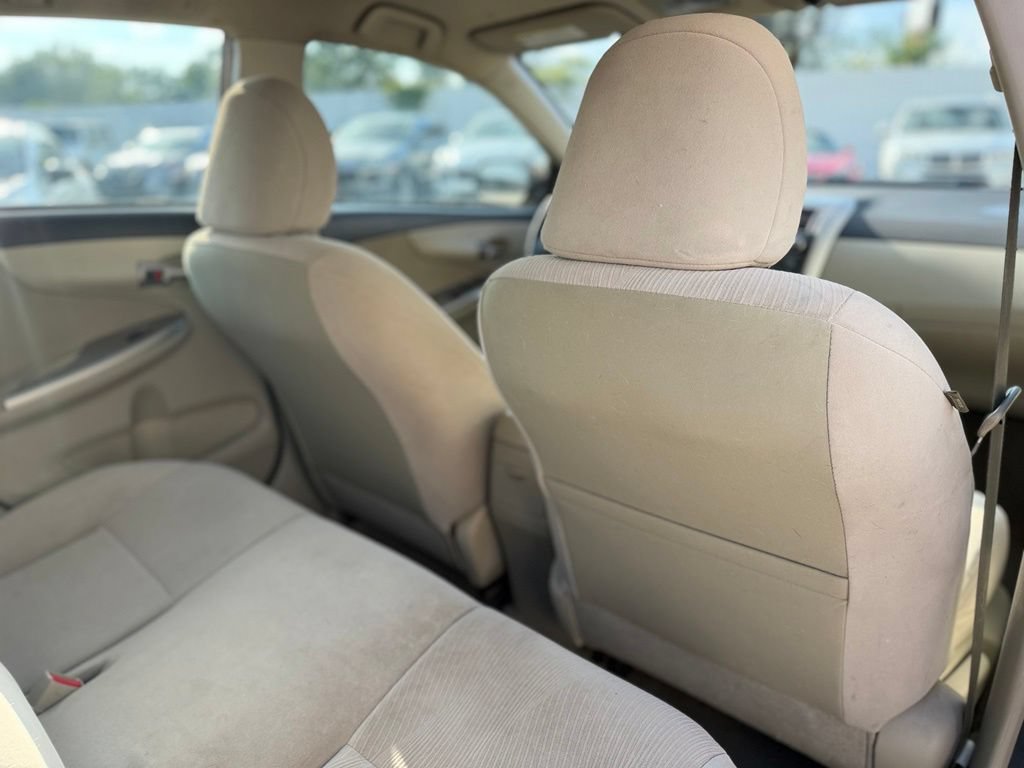 Used 2011 Toyota Corolla LE FWD image 23