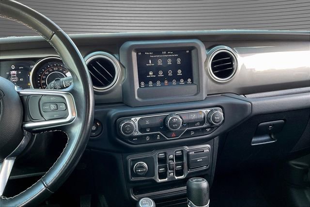 Used 2020 Jeep Wrangler Unlimited Sahara AWD/4WD image 9