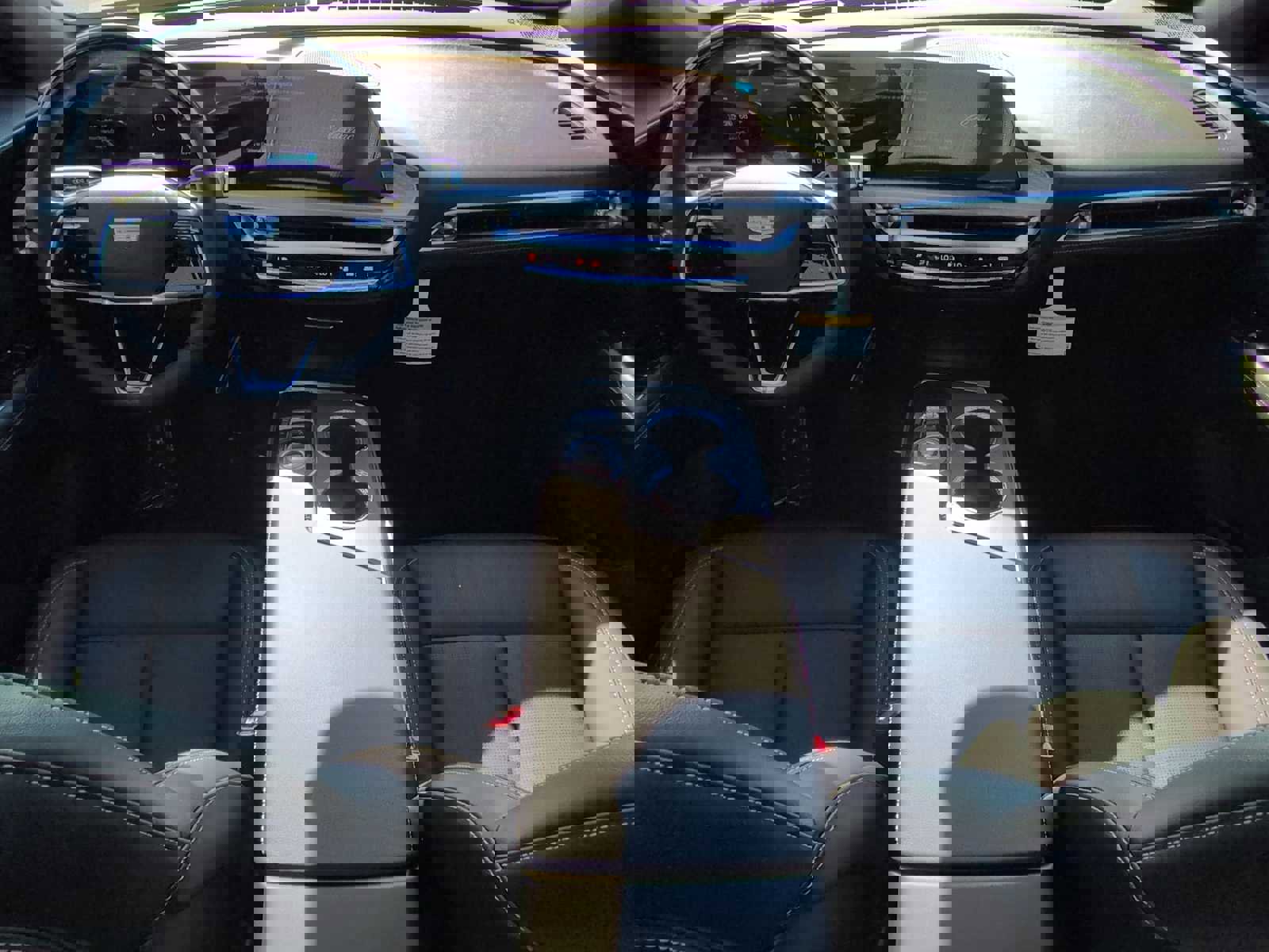 New 2026 Cadillac Lyriq Sport image 13