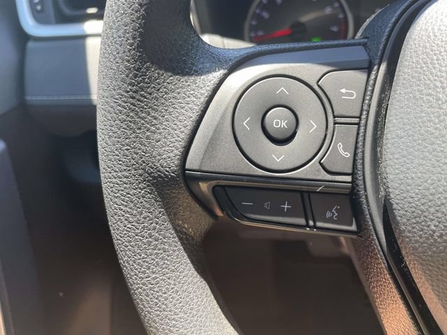 Used 2021 Toyota RAV4 XLE FWD image 22