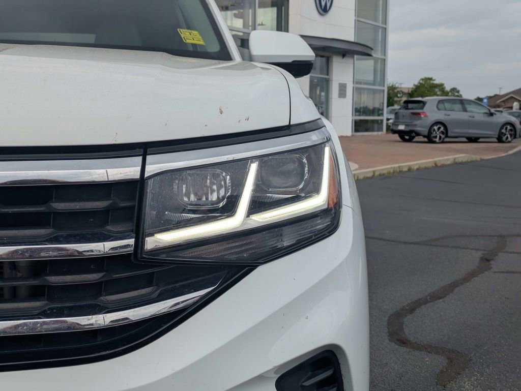 Used 2021 Volkswagen Atlas SEL FWD image 11
