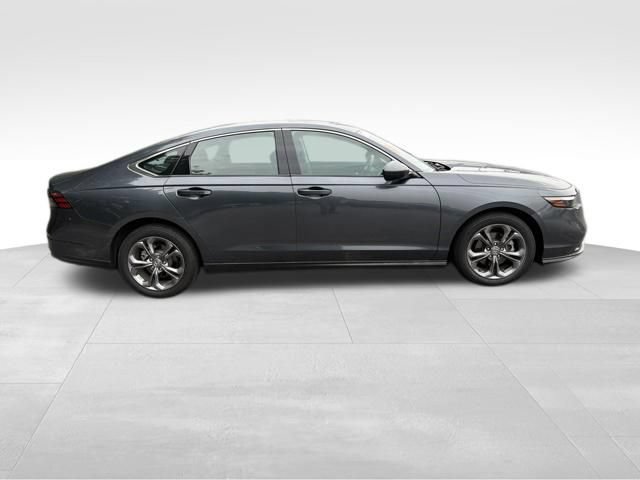 Used 2024 Honda Accord EX image 16