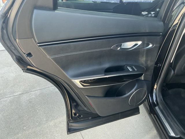 Used 2025 Genesis GV70 2.5T AWD/4WD image 18
