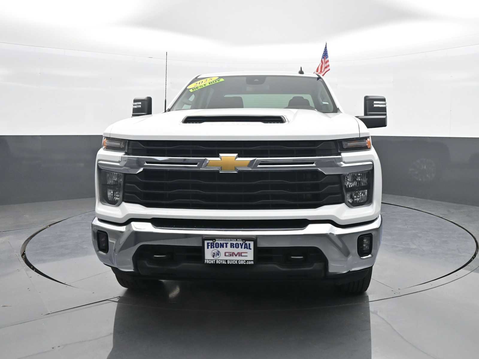 Used 2025 Chevrolet Silverado 2500 LT w/ Convenience Package AWD/4WD image 3