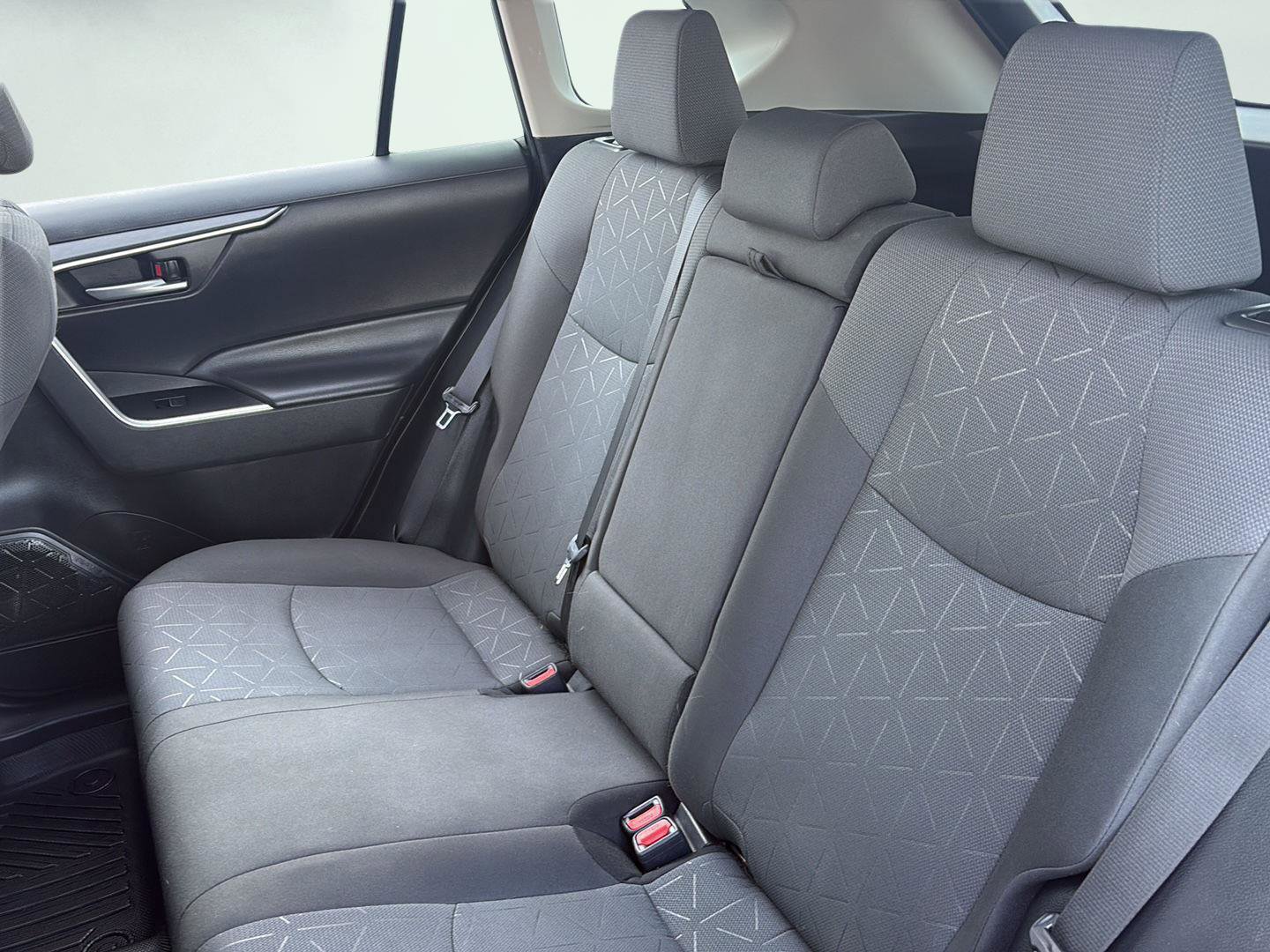 Used 2024 Toyota RAV4 XLE w/ Weather Package image 15