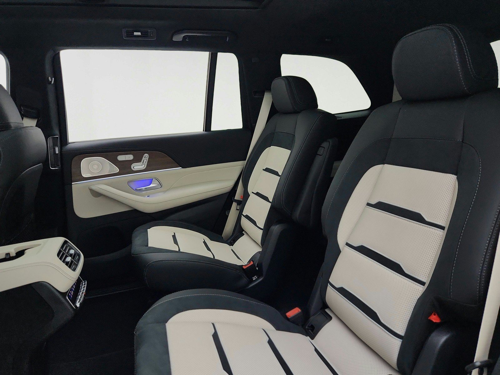 New 2026 Mercedes-Benz GLS 63 AMG 4MATIC image 18
