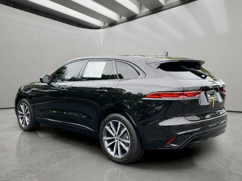 Used 2025 Jaguar F-PACE R-Dynamic S AWD/4WD image 3
