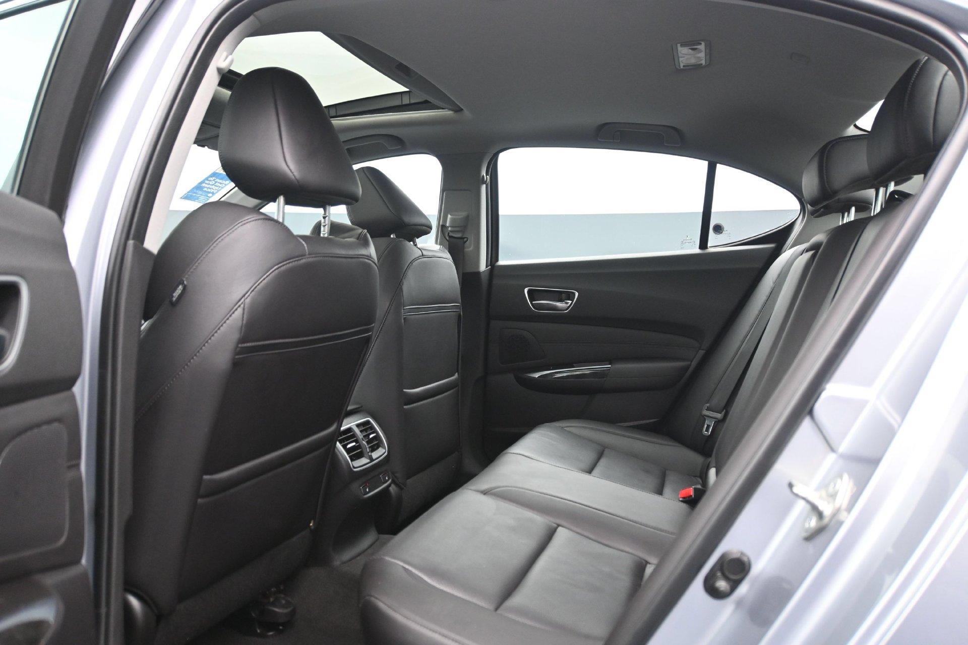 Used 2019 Acura TLX w/ Technology Package FWD image 15