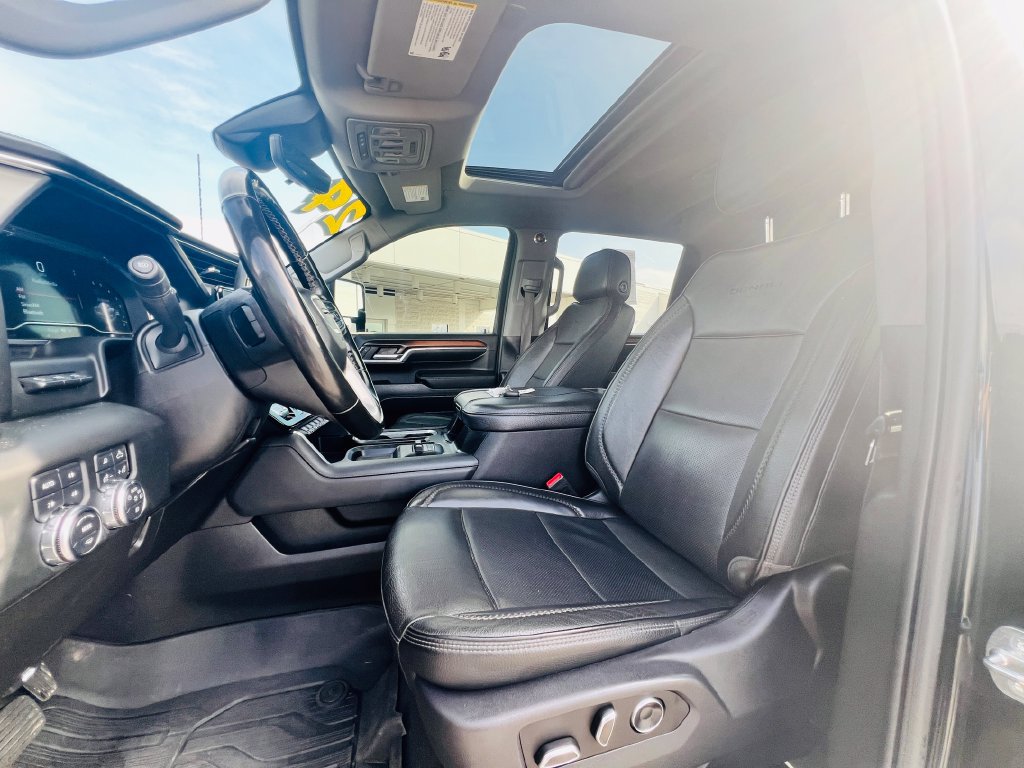 Used 2024 GMC Sierra 3500 Denali w/ Denali Reserve Package AWD/4WD image 16