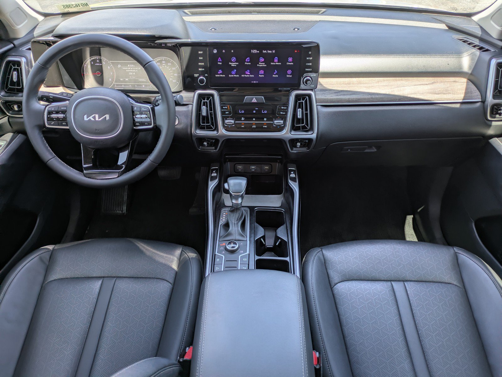 Used 2022 Kia Sorento S AWD/4WD image 12