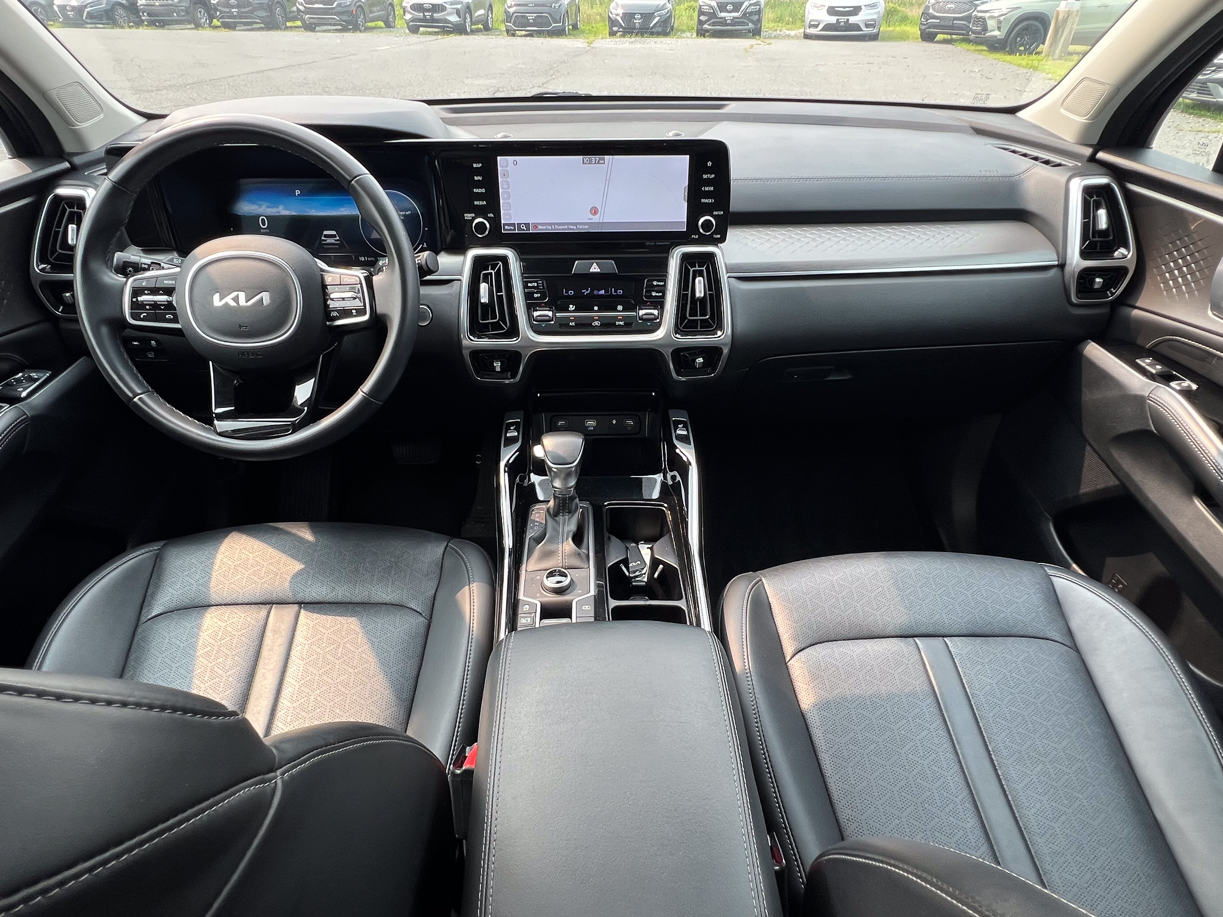 Used 2023 Kia Sorento SX AWD/4WD image 34
