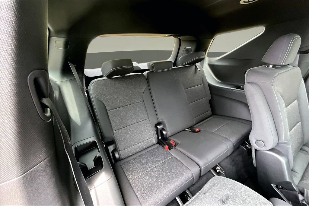 Used 2026 Chevrolet Traverse LT AWD/4WD image 25