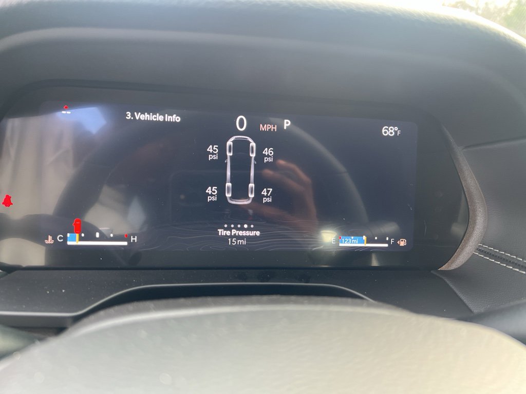 New 2025 Jeep Grand Cherokee L Limited w/ Black Appearance Package image 10