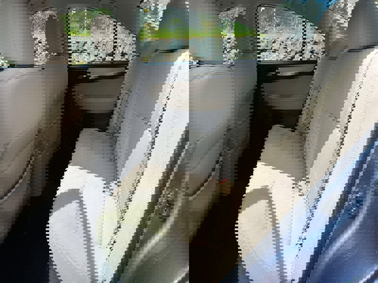 Used 2016 Subaru Legacy 2.5i Premium AWD/4WD image 10