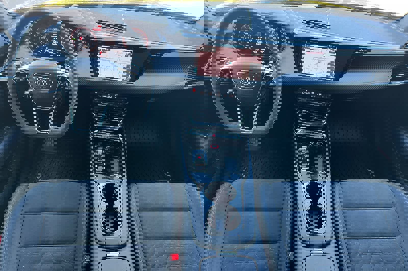 Used 2023 Audi e-tron GT Premium Plus w/ Performance Package image 4