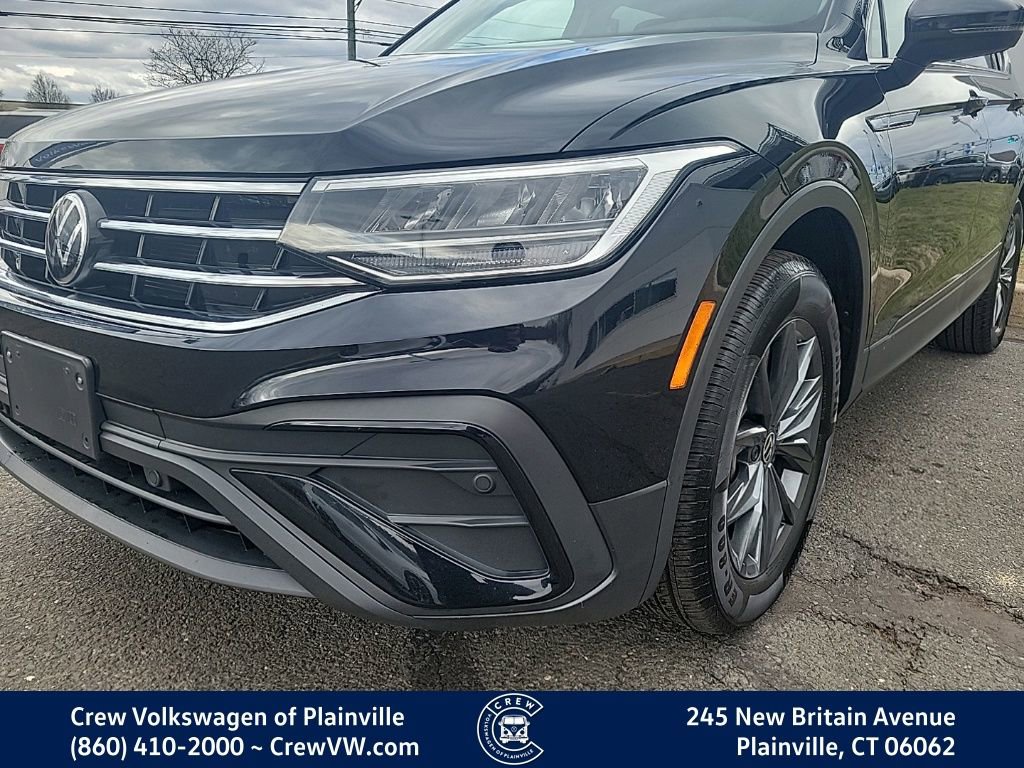 Certified 2022 Volkswagen Tiguan SE image 24