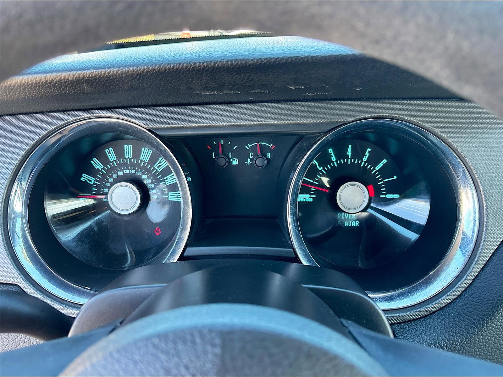 Used 2011 Ford Mustang Convertible w/ Security Pkg image 13