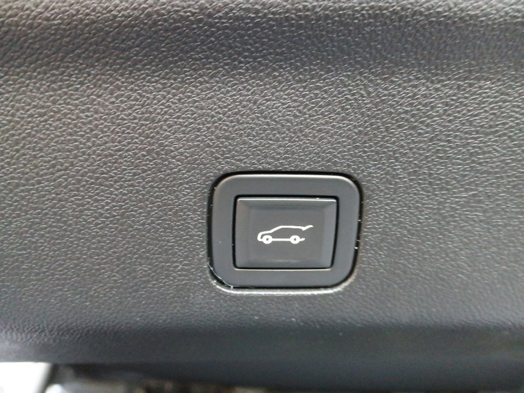 Used 2021 Chevrolet Tahoe High Country image 30