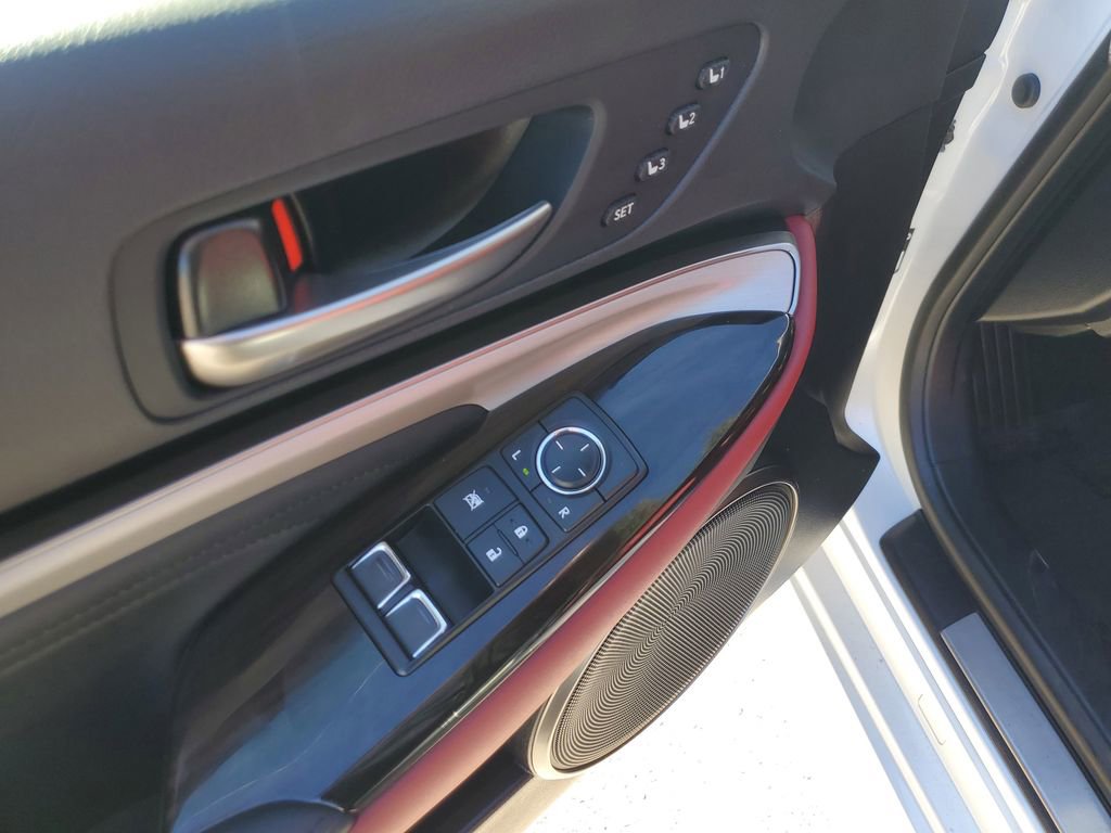 Used 2023 Lexus RC 350 w/ Premium Package image 21