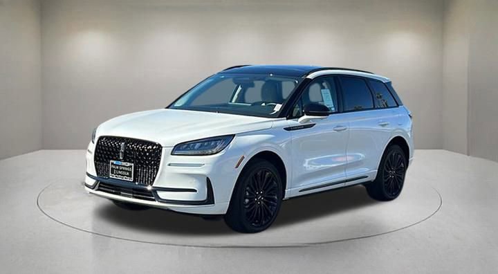 New 2025 Lincoln Corsair Premiere w/ Equipment Group 101A image 2