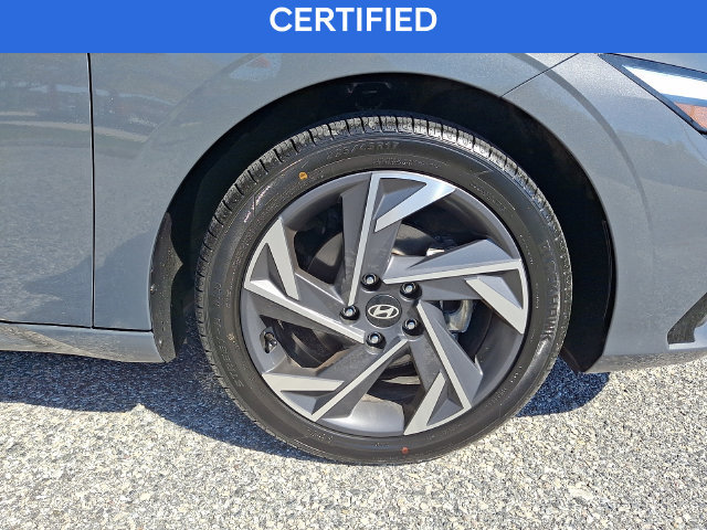 Certified 2025 Hyundai Elantra Limited FWD image 8