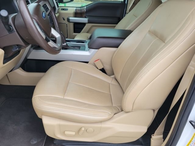 Used 2019 Ford F150 Lariat image 6