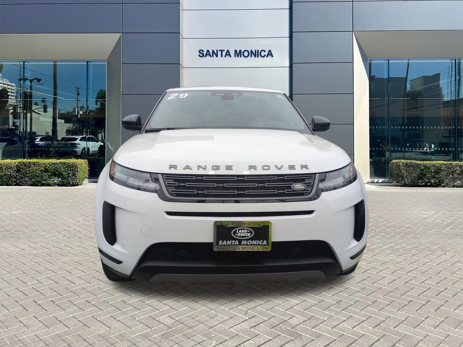 Used 2025 Land Rover Range Rover Evoque S image 8