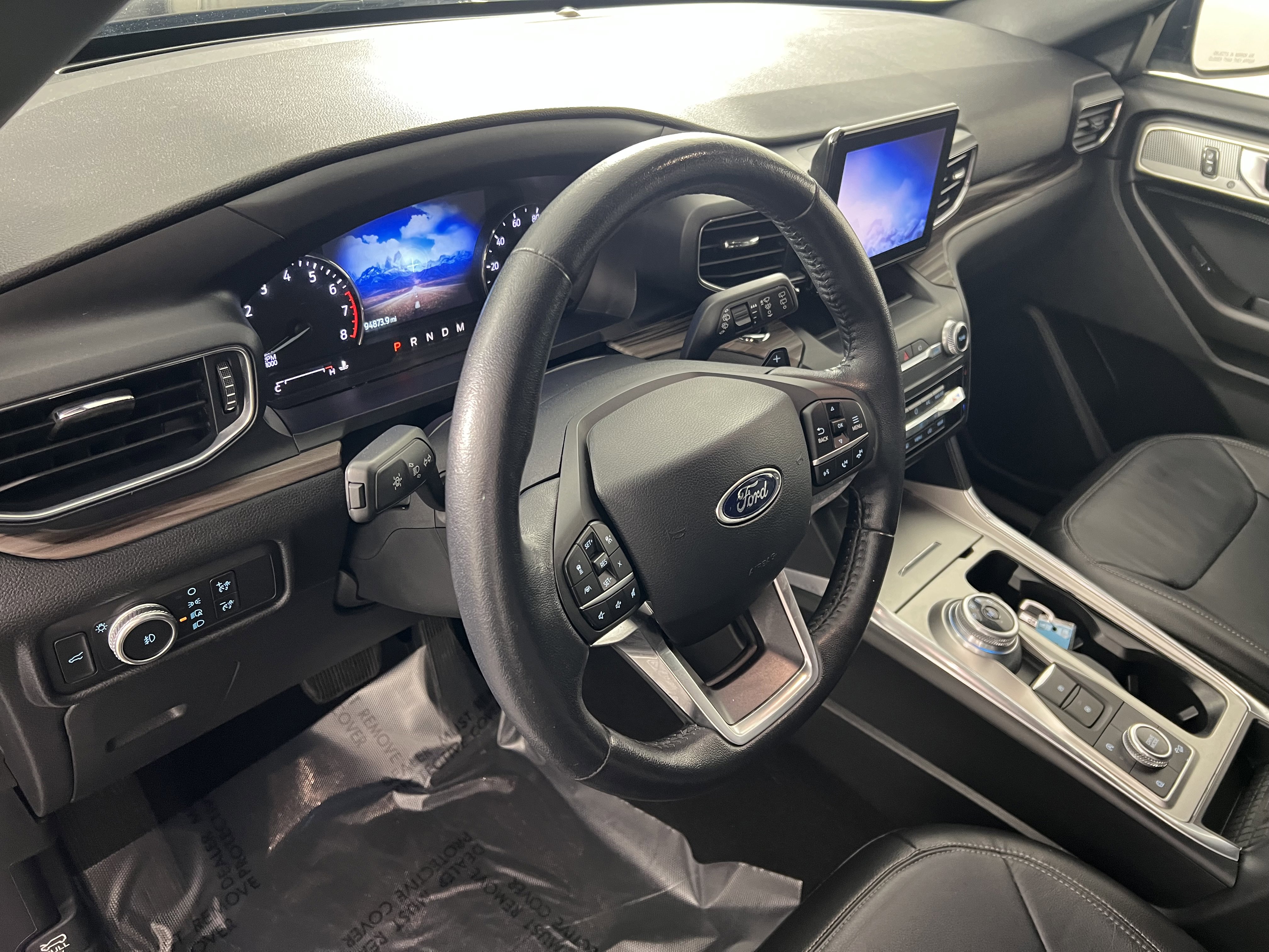 Used 2020 Ford Explorer Limited AWD/4WD image 16