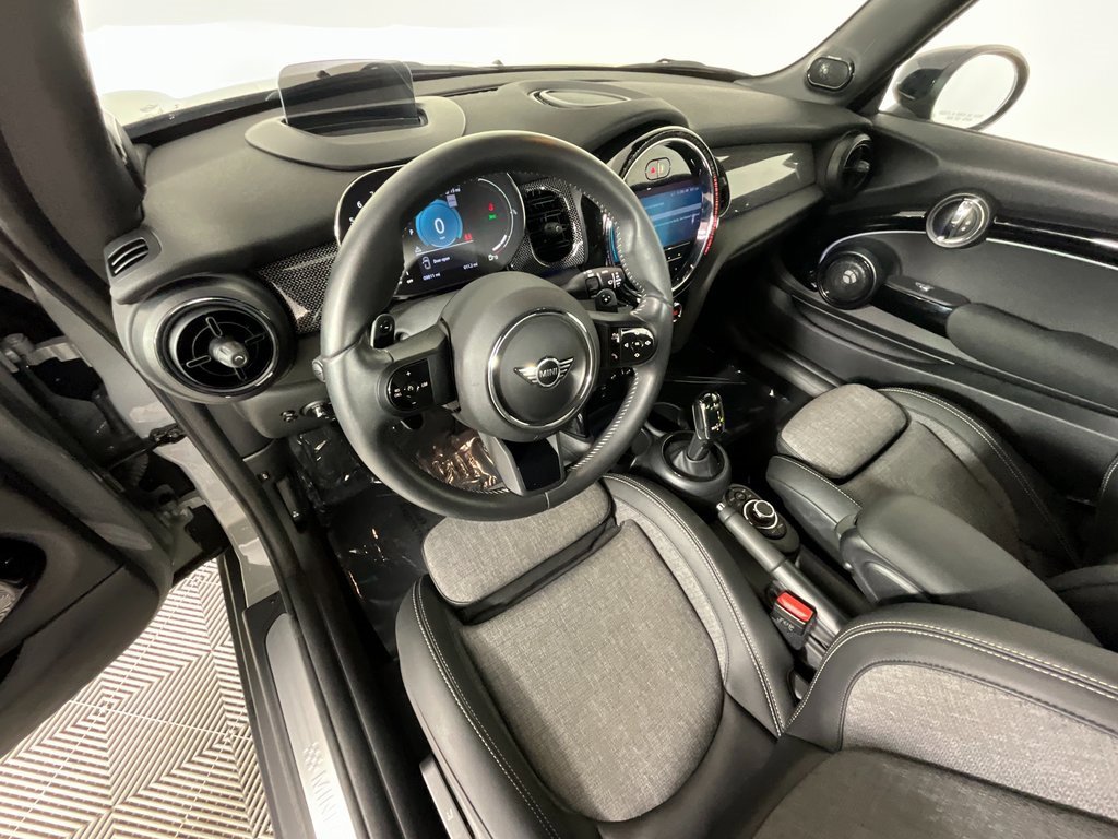 Used 2023 MINI Cooper S image 10