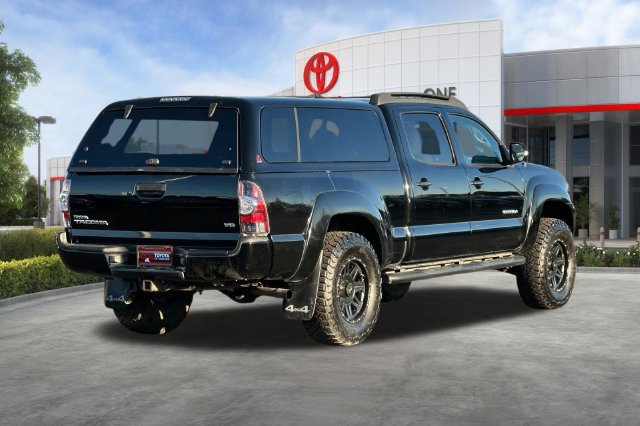 Used 2014 Toyota Tacoma 4x4 Double Cab w/ TRD Sport Package image 4