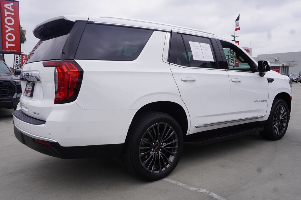 Used 2023 GMC Yukon SLT w/ SLT Premium Package RWD image 7
