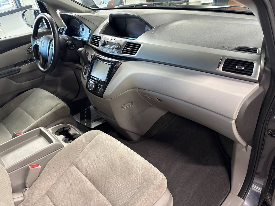 Used 2016 Honda Odyssey EX image 42