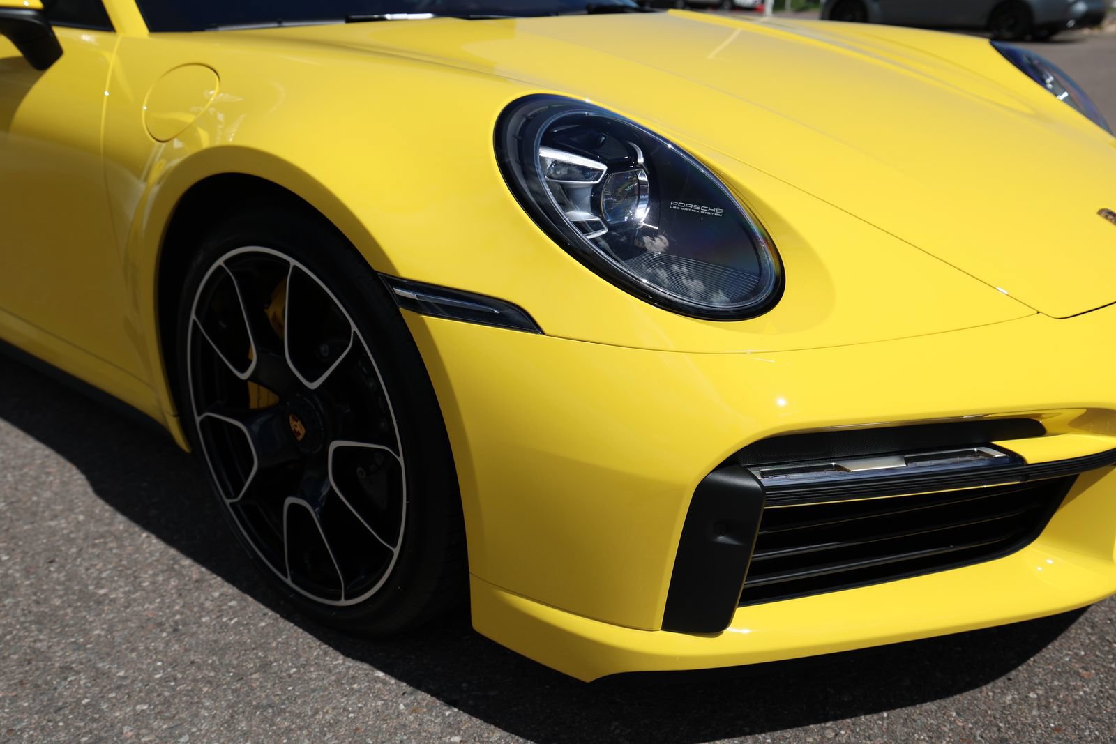 Used 2022 Porsche 911 Turbo S AWD/4WD image 16