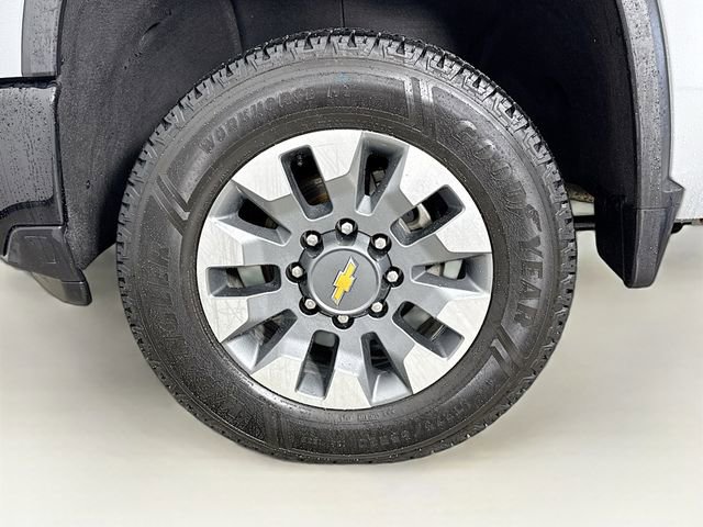 Used 2024 Chevrolet Silverado 2500 Custom w/ Custom Convenience Package image 30