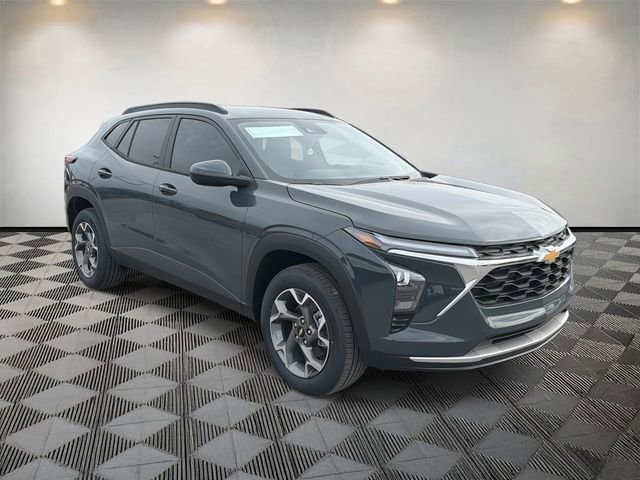 New 2026 Chevrolet Trax LT w/ Driver Confidence Package image 3