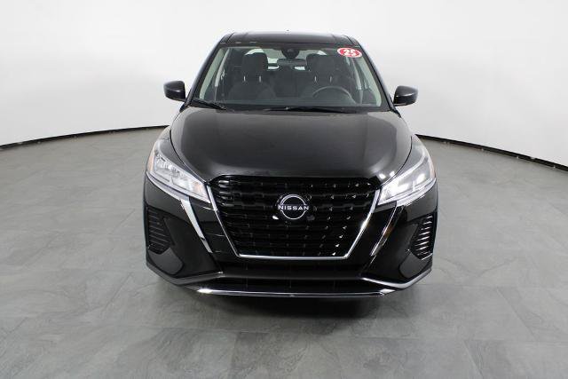 Certified 2025 Nissan Kicks Play S FWD image 14