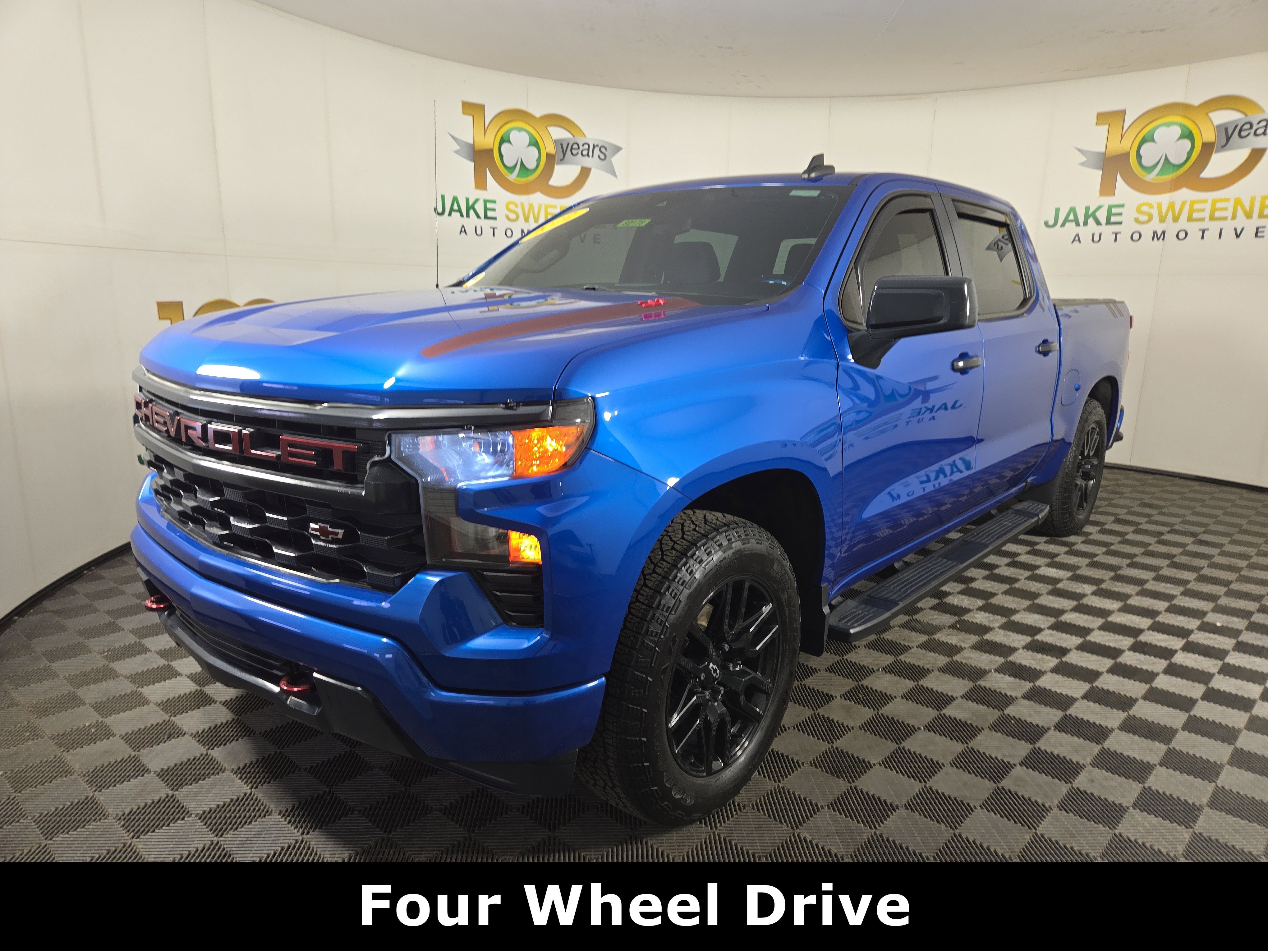 Used 2022 Chevrolet Silverado 1500 Custom w/ LPO, Dark Essentials Package image 3