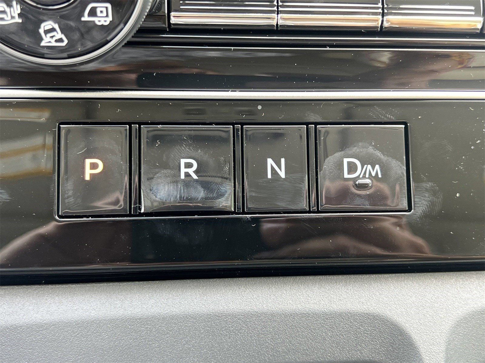 New 2025 Nissan Armada Platinum Reserve AWD/4WD image 9