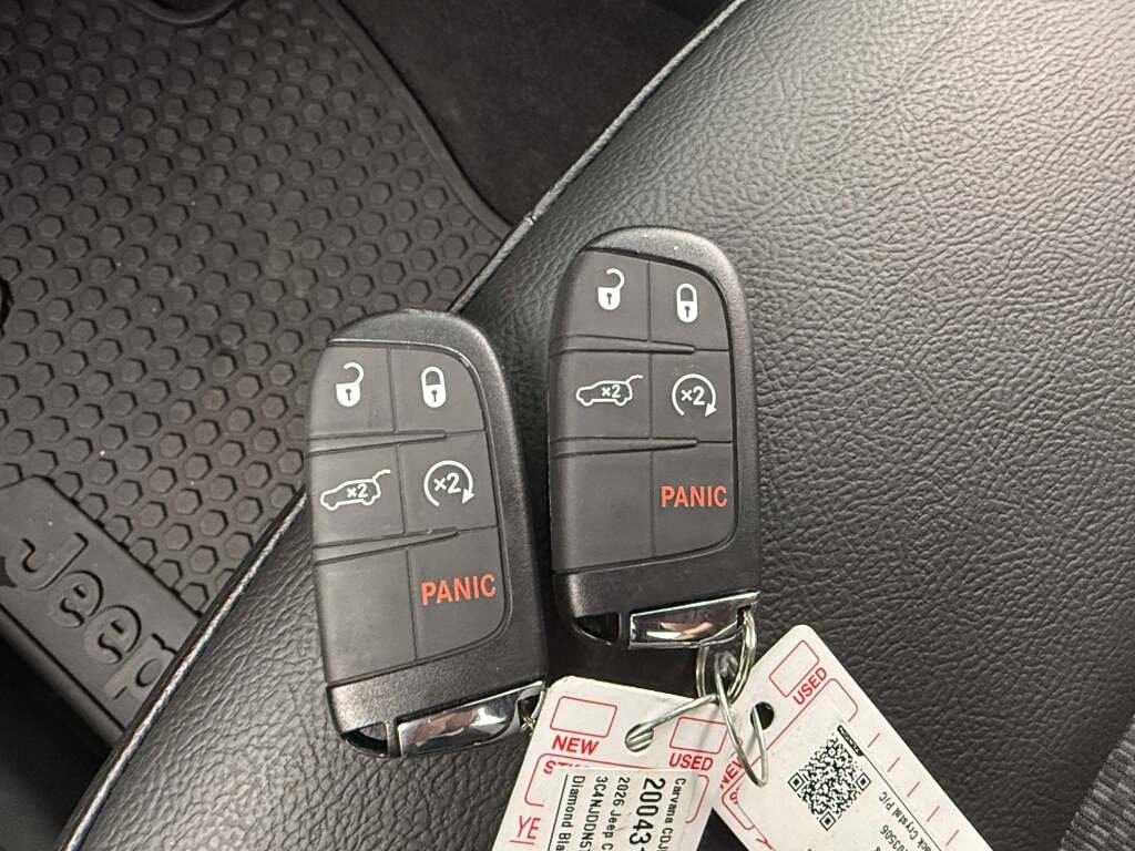 New 2026 Jeep Compass Trailhawk image 28