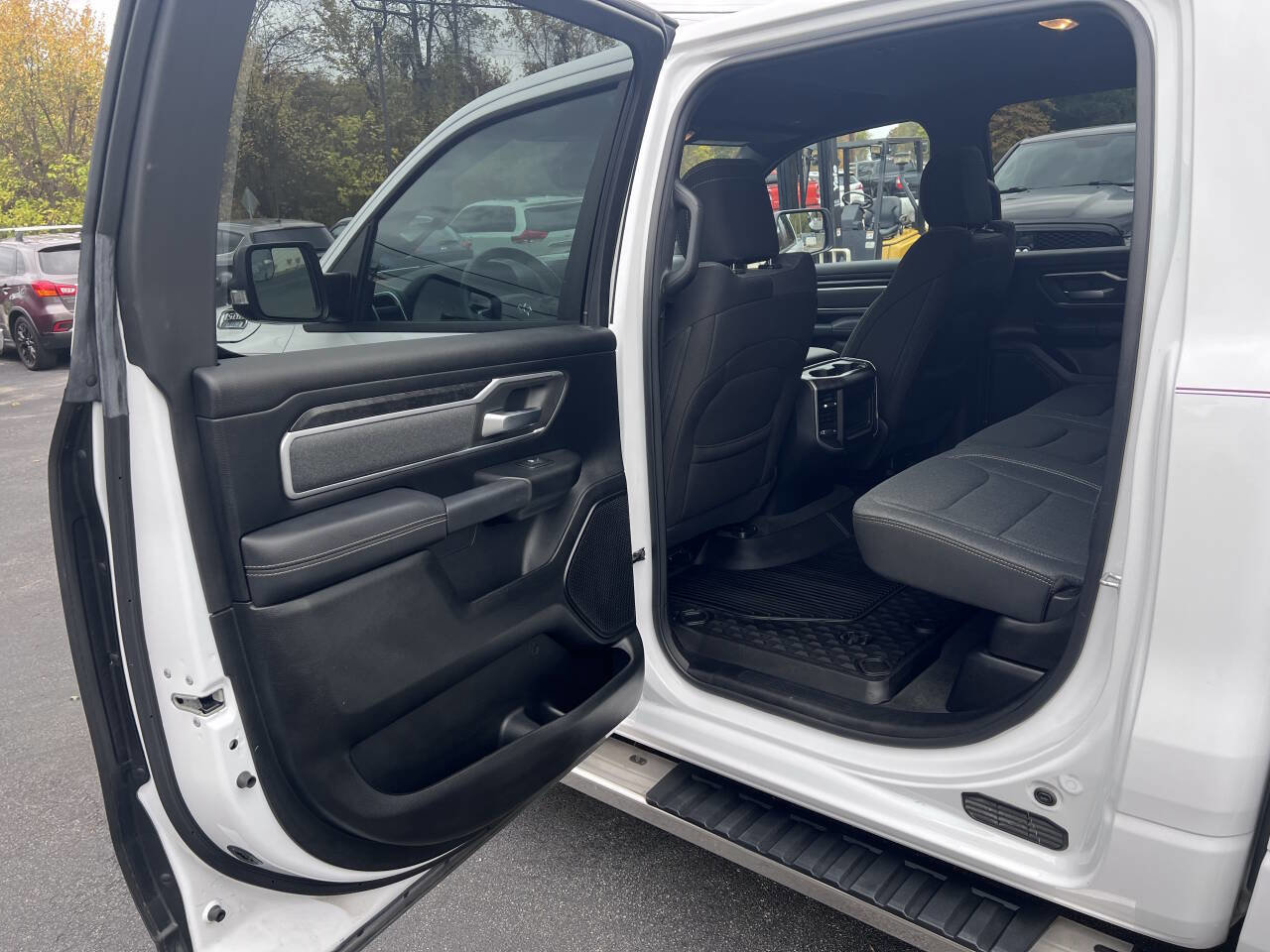 Used 2021 RAM 1500 Big Horn image 22