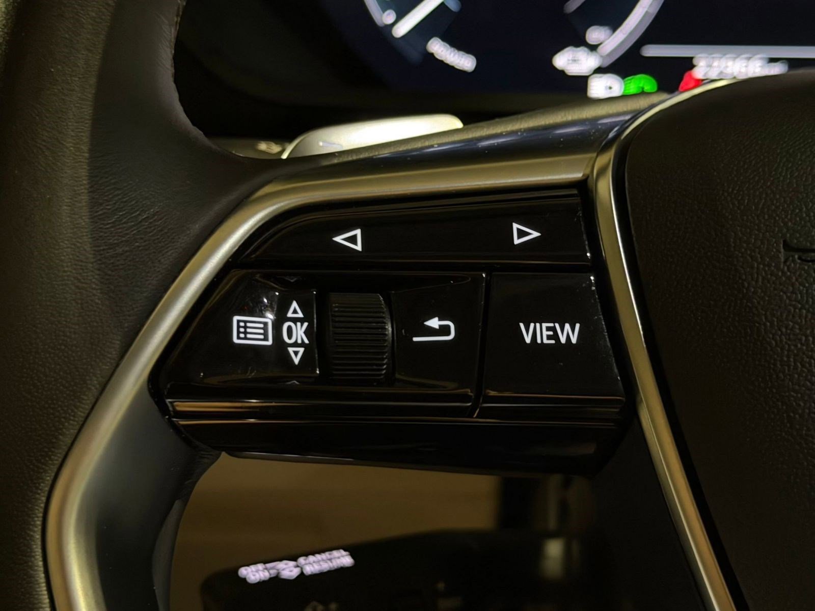 Certified 2023 Audi e-tron Premium Plus w/ Premium Plus Package AWD/4WD image 25