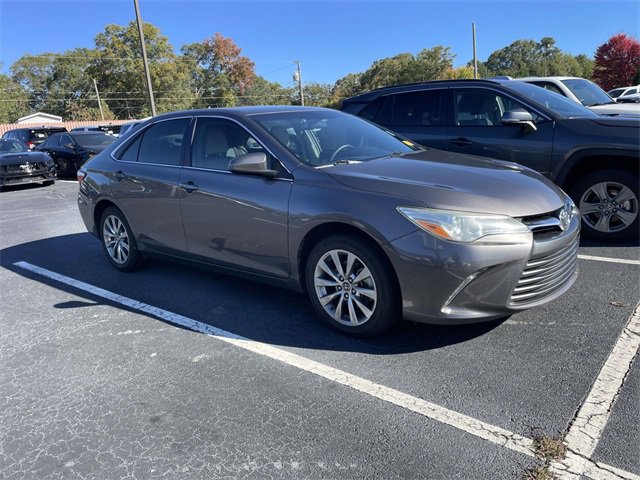 Used 2017 Toyota Camry XLE