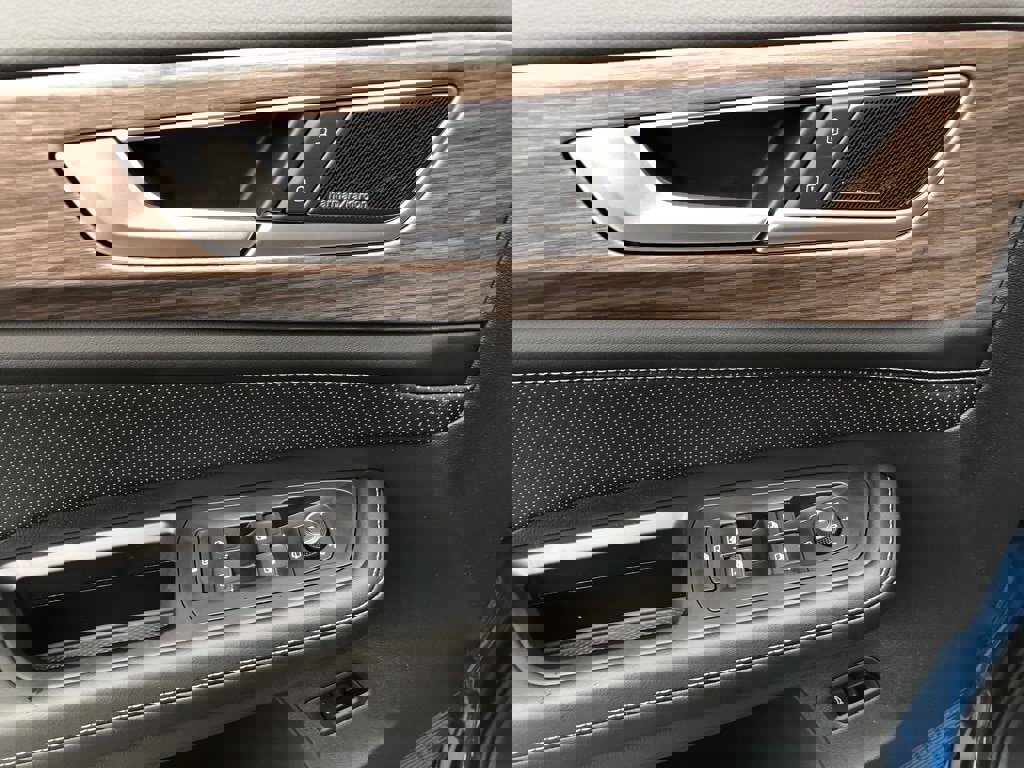 New 2025 Volkswagen Atlas SEL Premium R-Line image 12