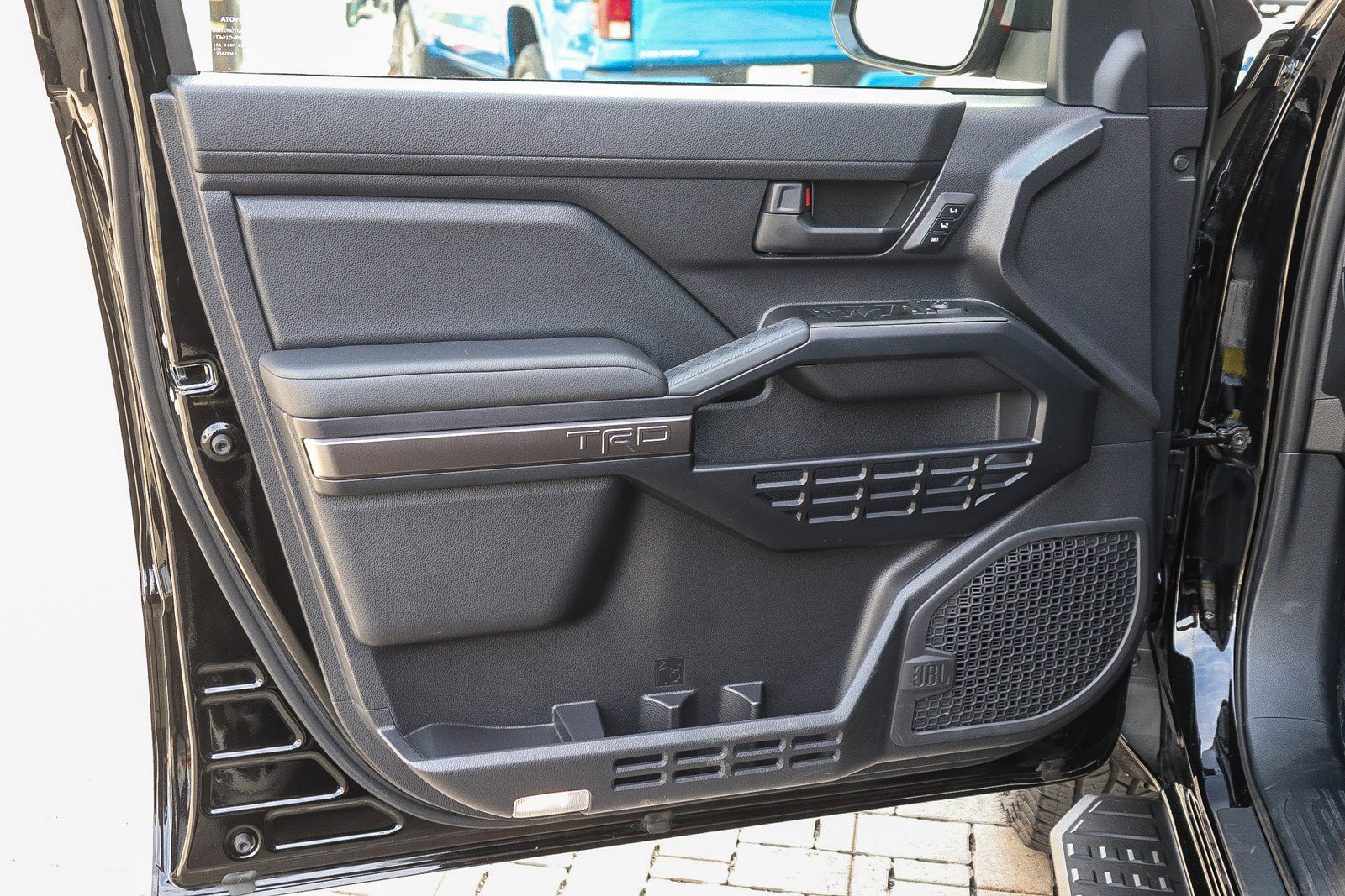 Used 2025 Toyota 4Runner TRD Off-Road Premium w/ Tow Technology Package image 24