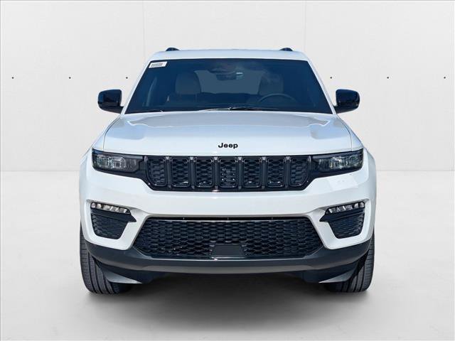 New 2025 Jeep Grand Cherokee Limited w/ Black Appearance Package RWD image 2