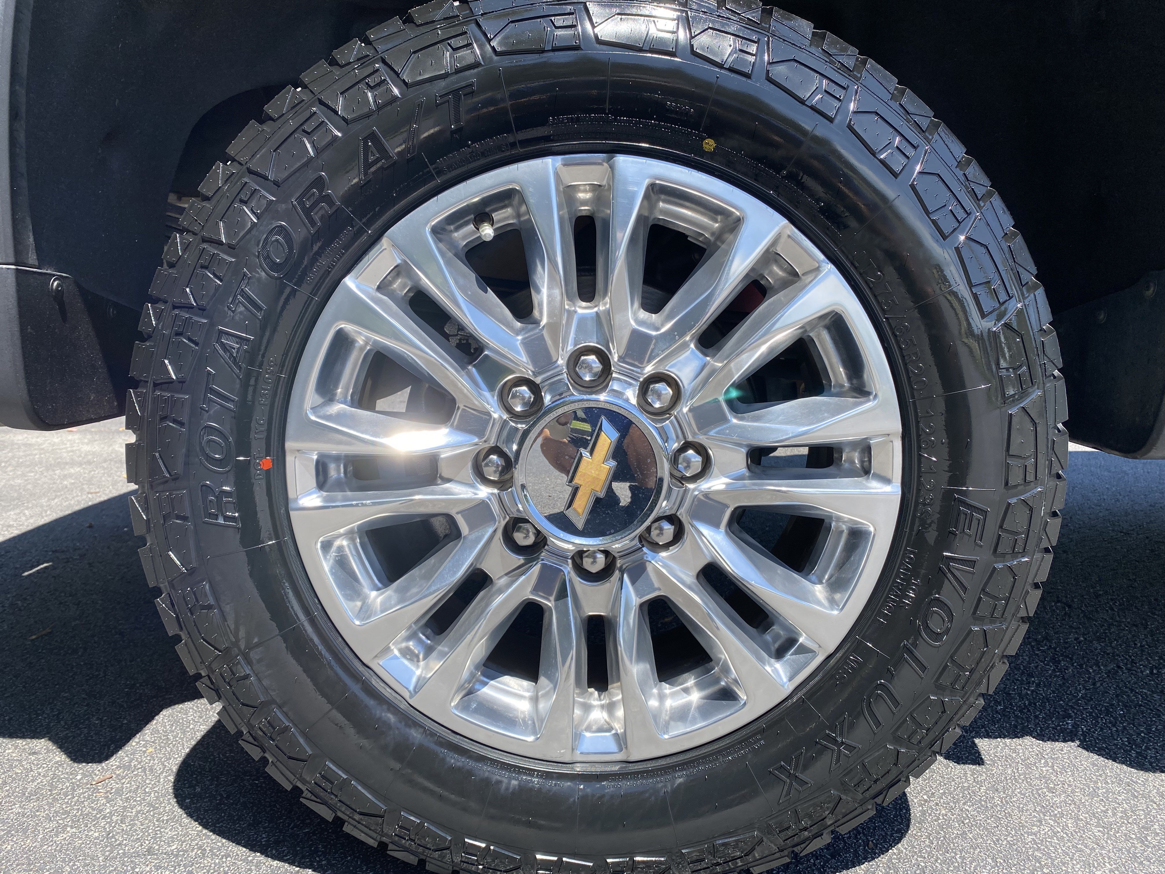 Used 2022 Chevrolet Silverado 2500 High Country AWD/4WD image 14